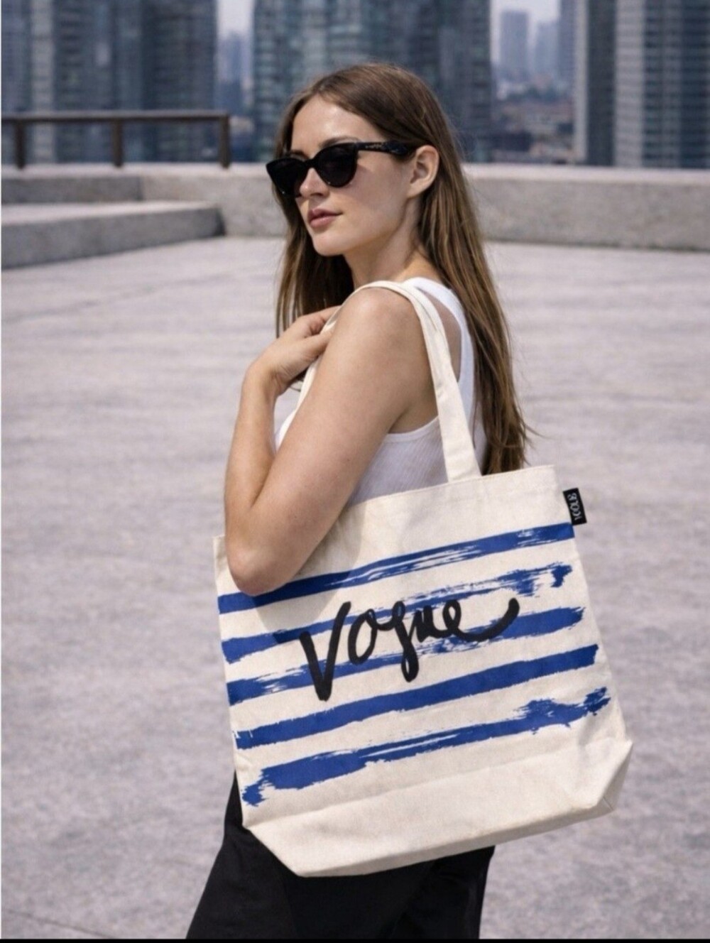 Canvas Vogue Stripe Tote Bag in Blue and Cream
